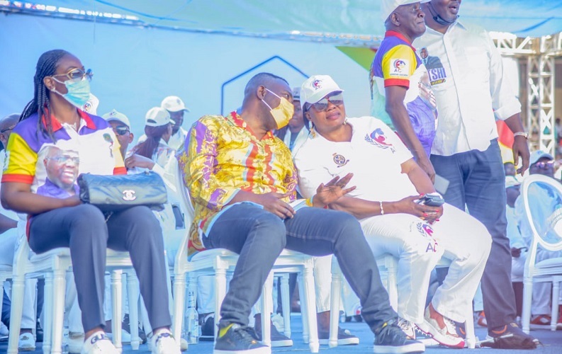 Rita Bola & Gode Mpoyi